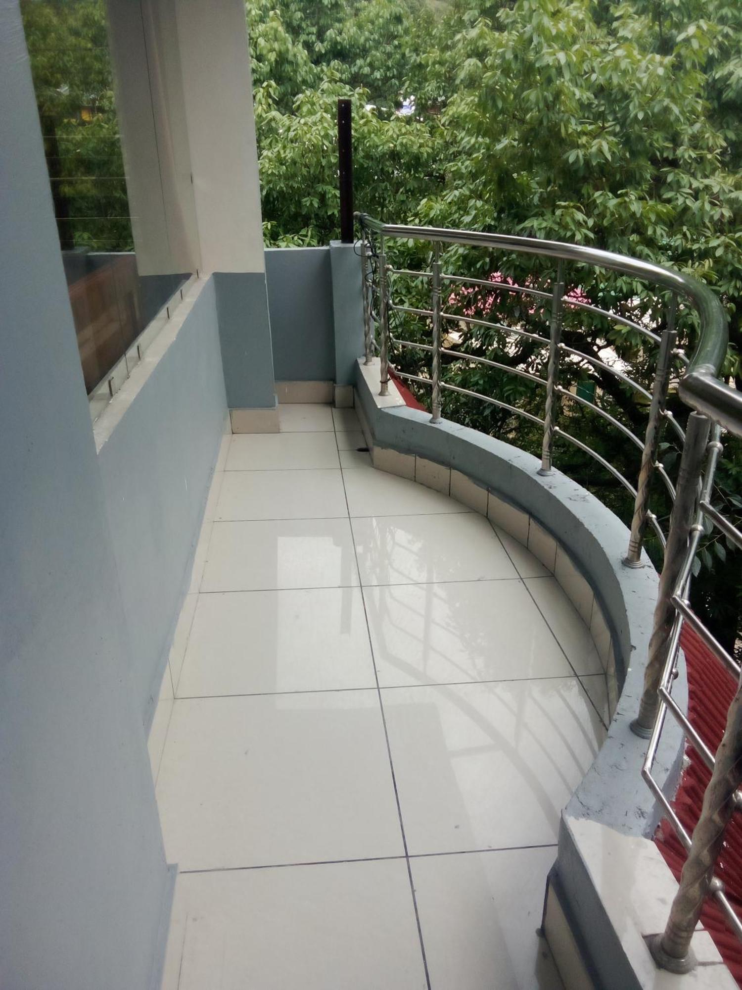 Hotel Lansblue ลันส์โดว์นี ภายนอก รูปภาพ